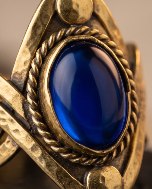 Vintage Antique Gold Sapphire-Tone Statement Ring – Sculptural Chevron Design