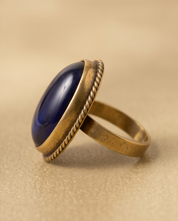 Vintage Antique Gold Oval Deep Blue Statement Ring – Braided Edge Detail