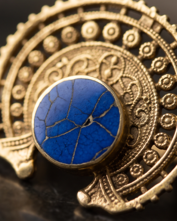 Vintage Antique Gold Lapis Blue Statement Ring – Sunburst Textured Design