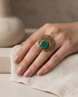 Vintage Antique Gold Green Enamel Statement Ring – Sunburst Textured Design