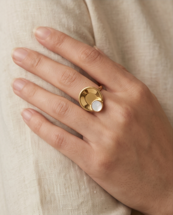 Gold-Tone Stainless Steel Layered Disc Ring – Mother-of-Pearl Accent