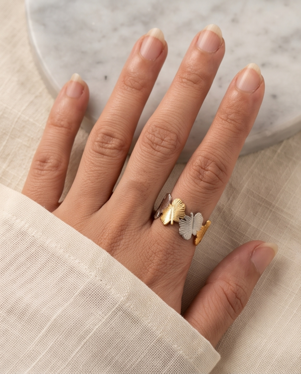 Two-Tone Four-Leaf Clover Band Ring — Gold & Silver Stainless Steel, Adjustable