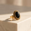 Vintage Gold-Tone Oval Black Onyx Statement Ring – Braided Rope Edge