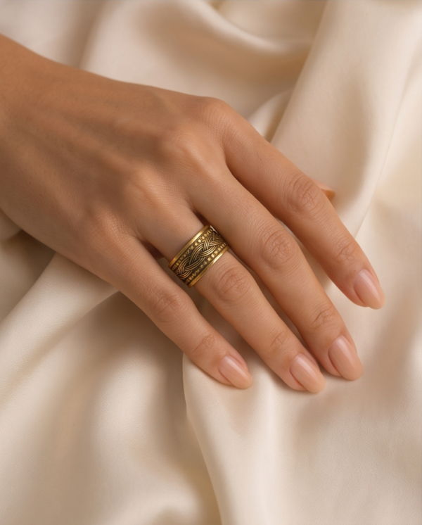 Vintage Gold-Tone Wide Band Ring – Braided Celtic Pattern